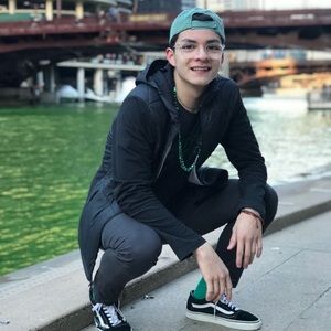 Meet your Posher, Alden